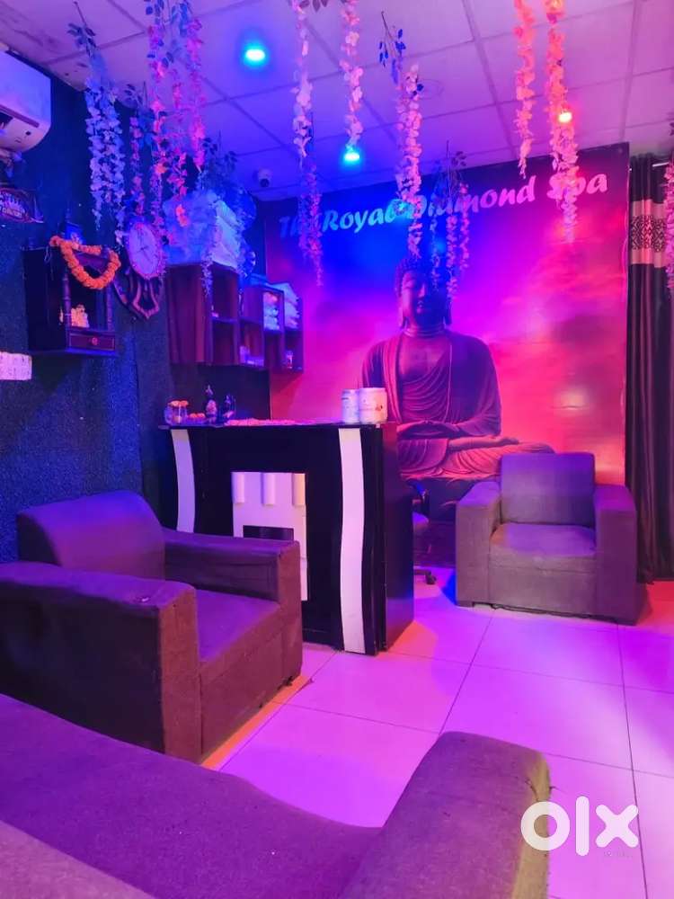 Spa job only female staff