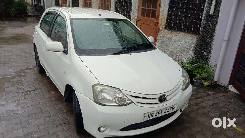 Toyota Etios Liva 2012 Diesel 158000 Km Driven