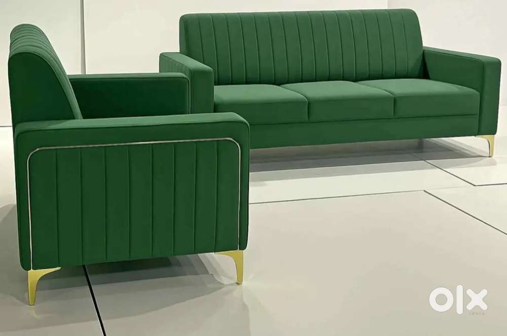 BRAND new sofa set 5 siter