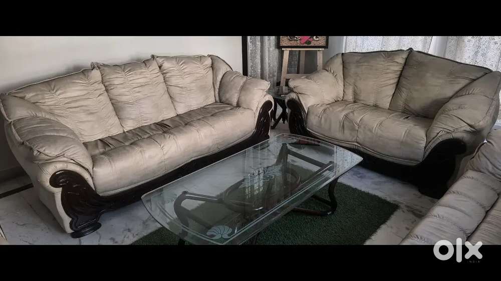 Leather sofa set ten seater and Center table glass top