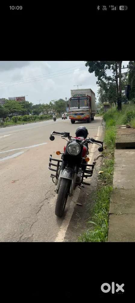 showroom history. good condition