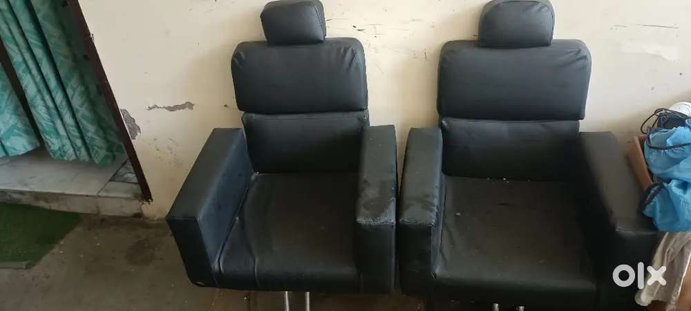 Saloon chair hydraulic