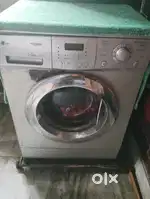 LG FRONT LOAD WASHING MACHINE