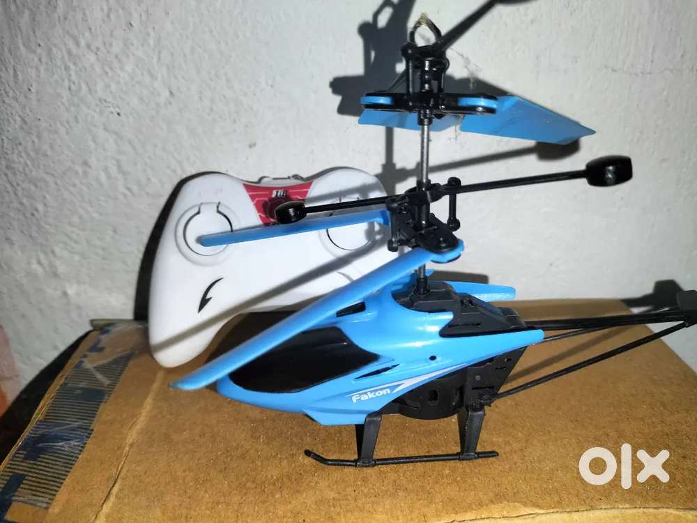 A helicopter  toy in just rs400