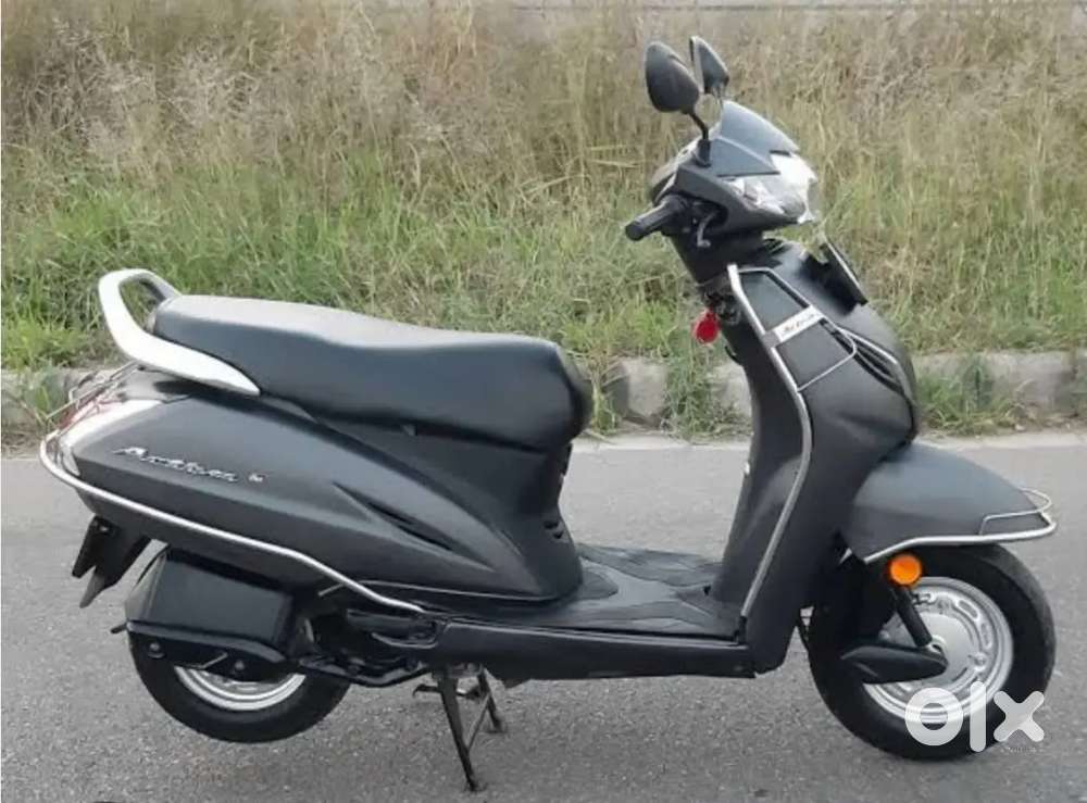 Full neat condition and bahut kam use huwe hai bike