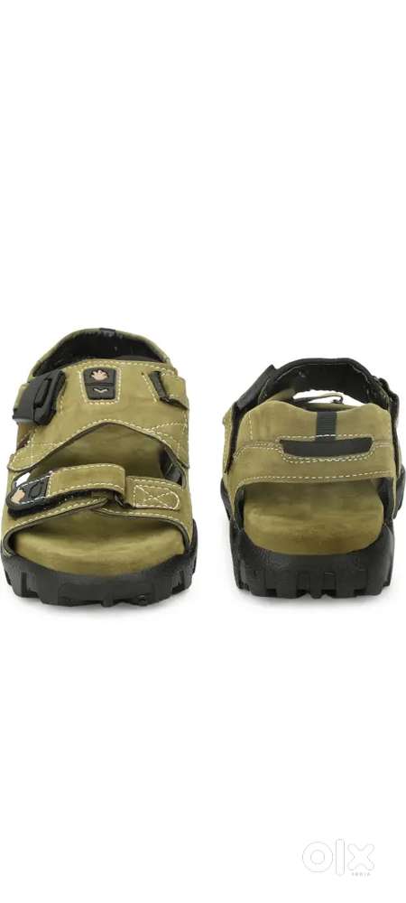 new condition woodland sandal