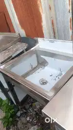 Standing sink