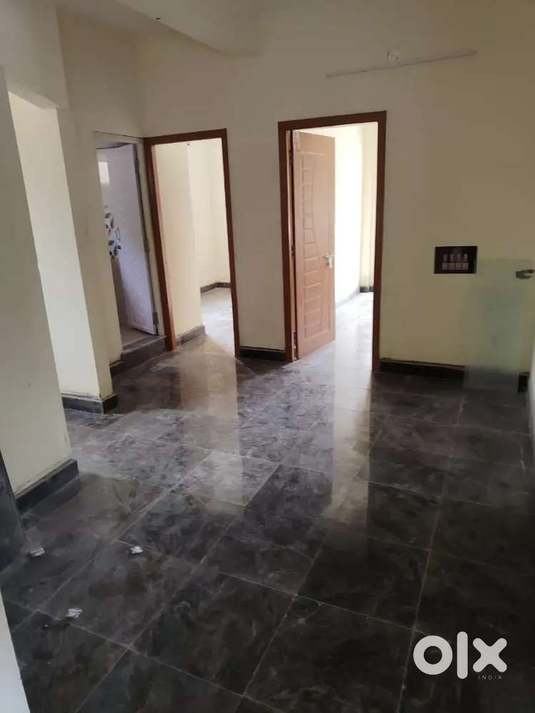 House for rent opposite to vels vidhyashram school