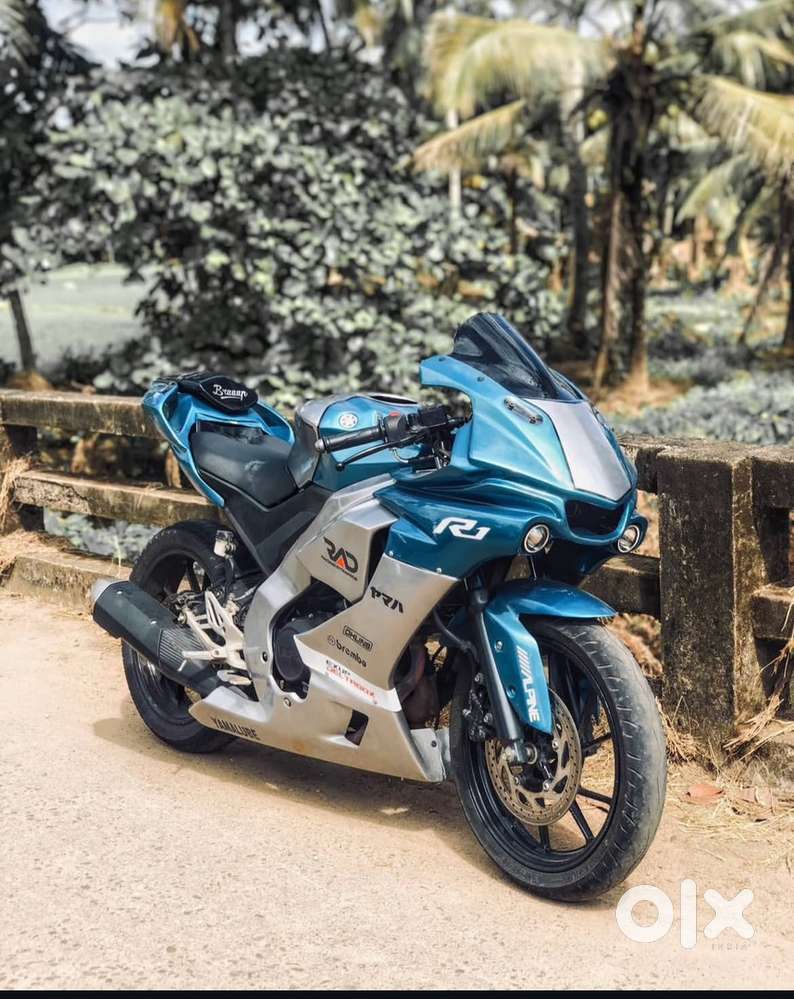 Yamaha. R15 V3