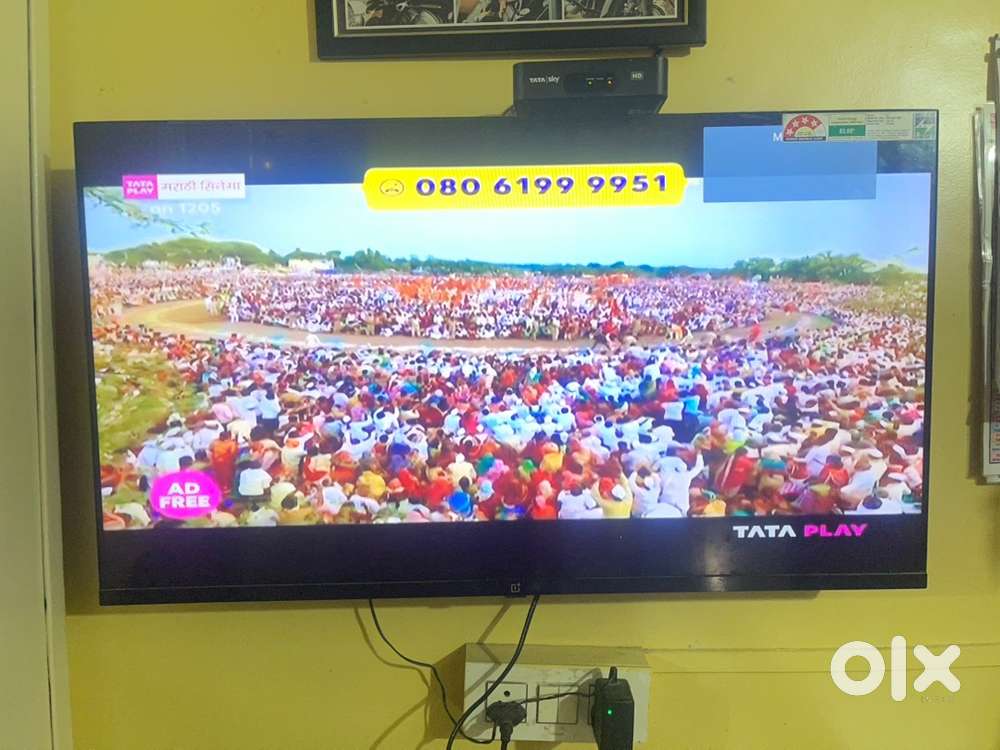 1 plas led tv android is good condition 43 “