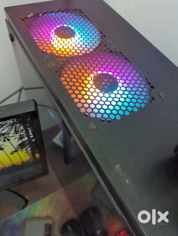 Desktop pc Ryzen 5 3600 32gb ram asrock b450m cooler master 550 bronze