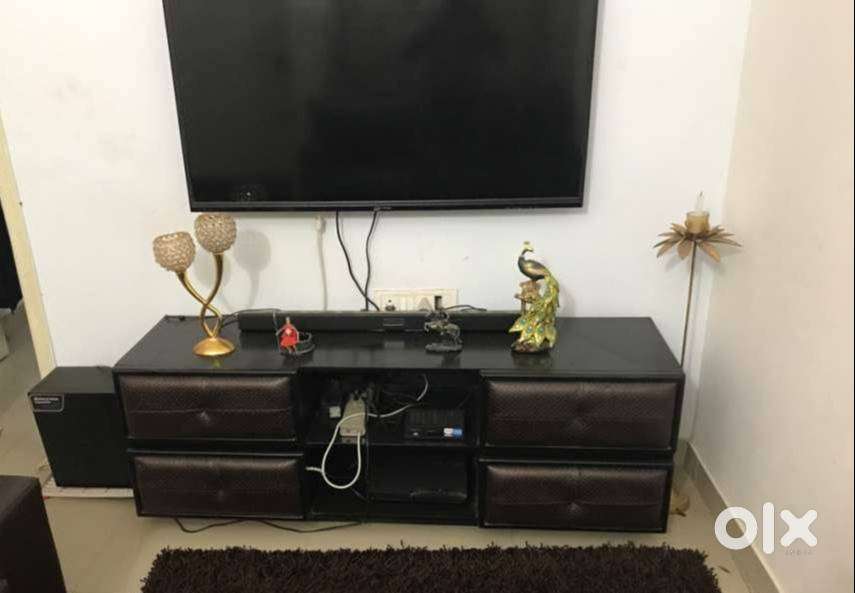 Few months Mi Ultra HD Pristine 51 LED TV USB 1080p Superb Condition