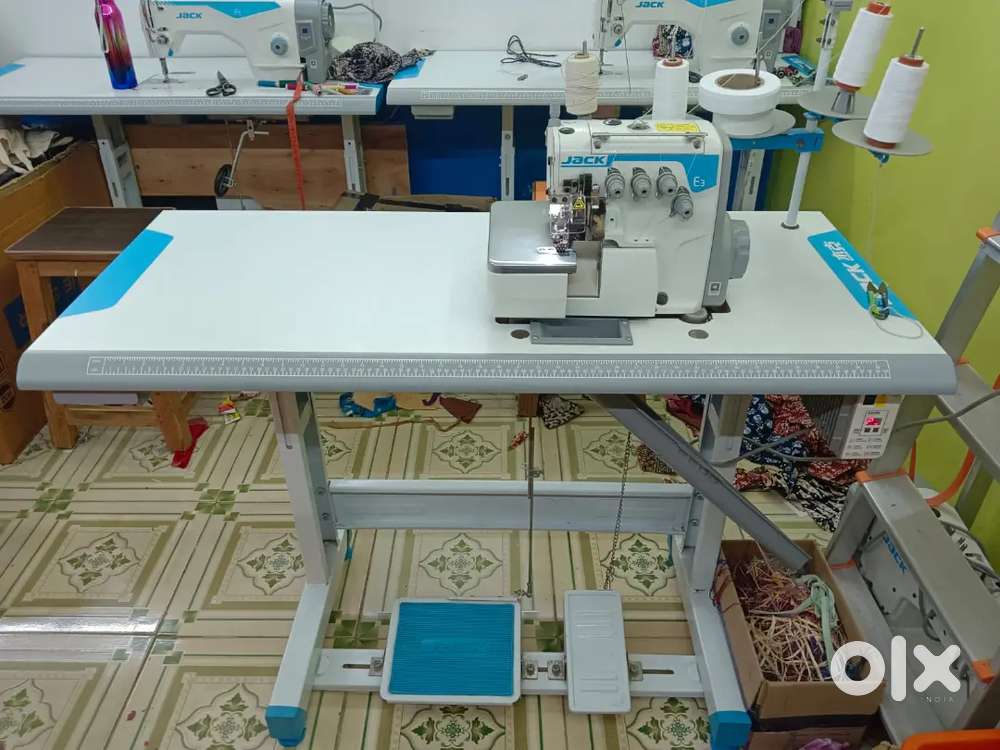 Jack E3 over lock  sewing machine