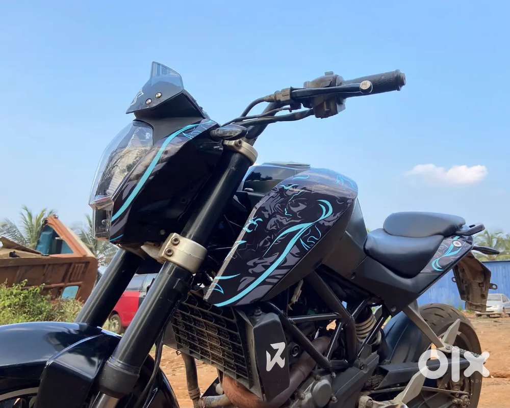 Duke 390 with raw power and good condition