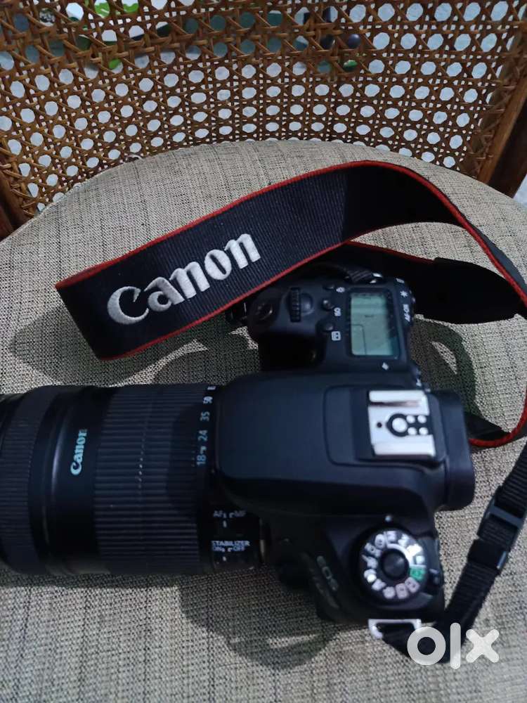 Canon 77d with 18-135 lens Dslr Touch Screen Camera