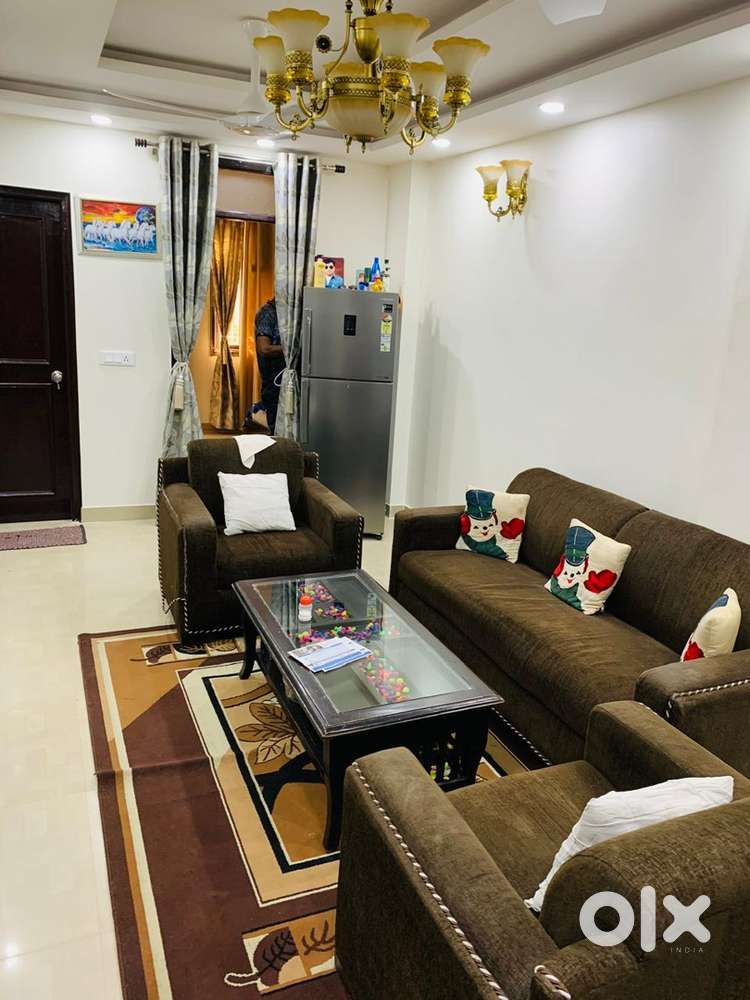 5 Seater Sofa with Table