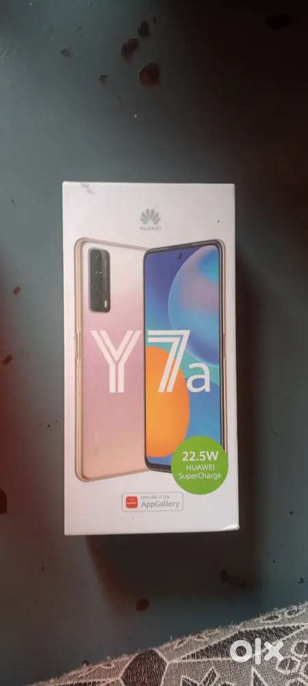 Huawei Y7a 4gb/128gb box charger available