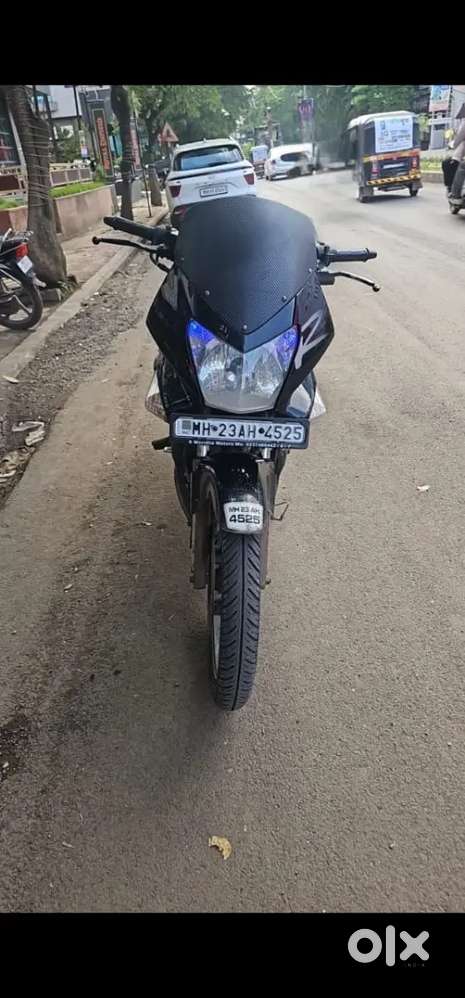 bike in good condition with hsrp and insurance