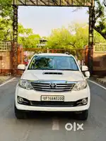 Toyota Fortuner 4X2 AT 2.8 Diesel, 2015, Diesel