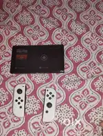 Nintendo switch oled (white version)