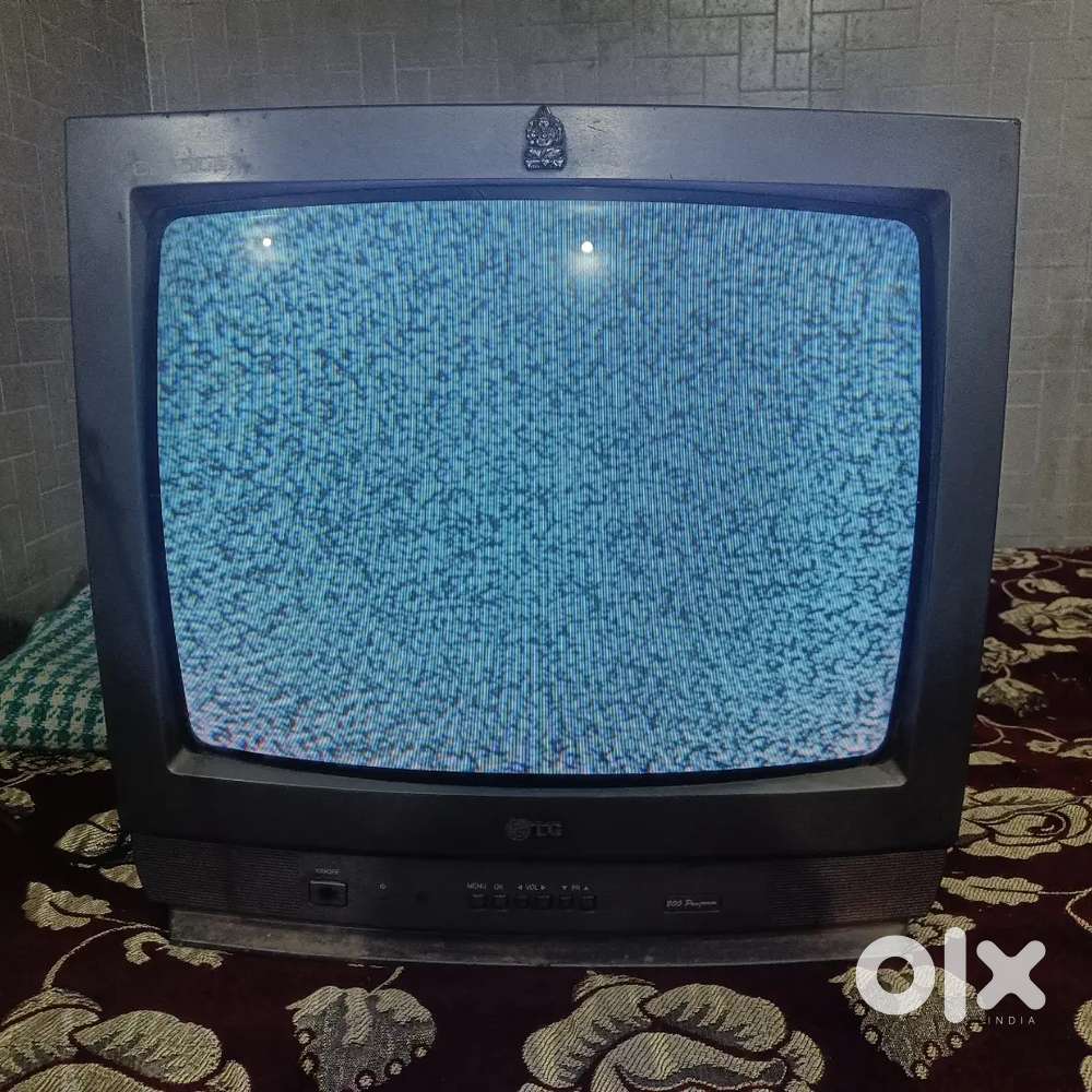 Tv - LG and samsung both 2500