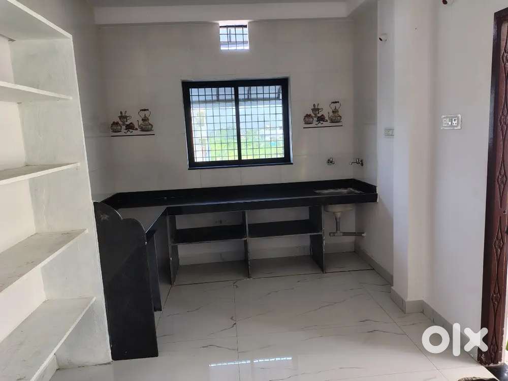 कीराये के लिये देना है