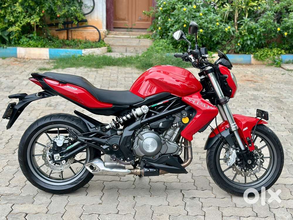 BENELLI 300 ABS BIKE IN EXCELLENT CONDITION FOR SALE