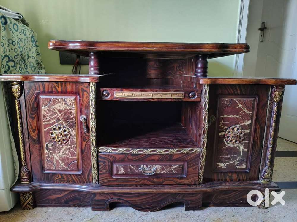 TV cabinet