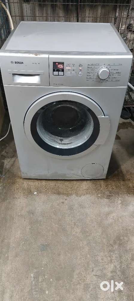 second hand used washing machine available in good working condition.