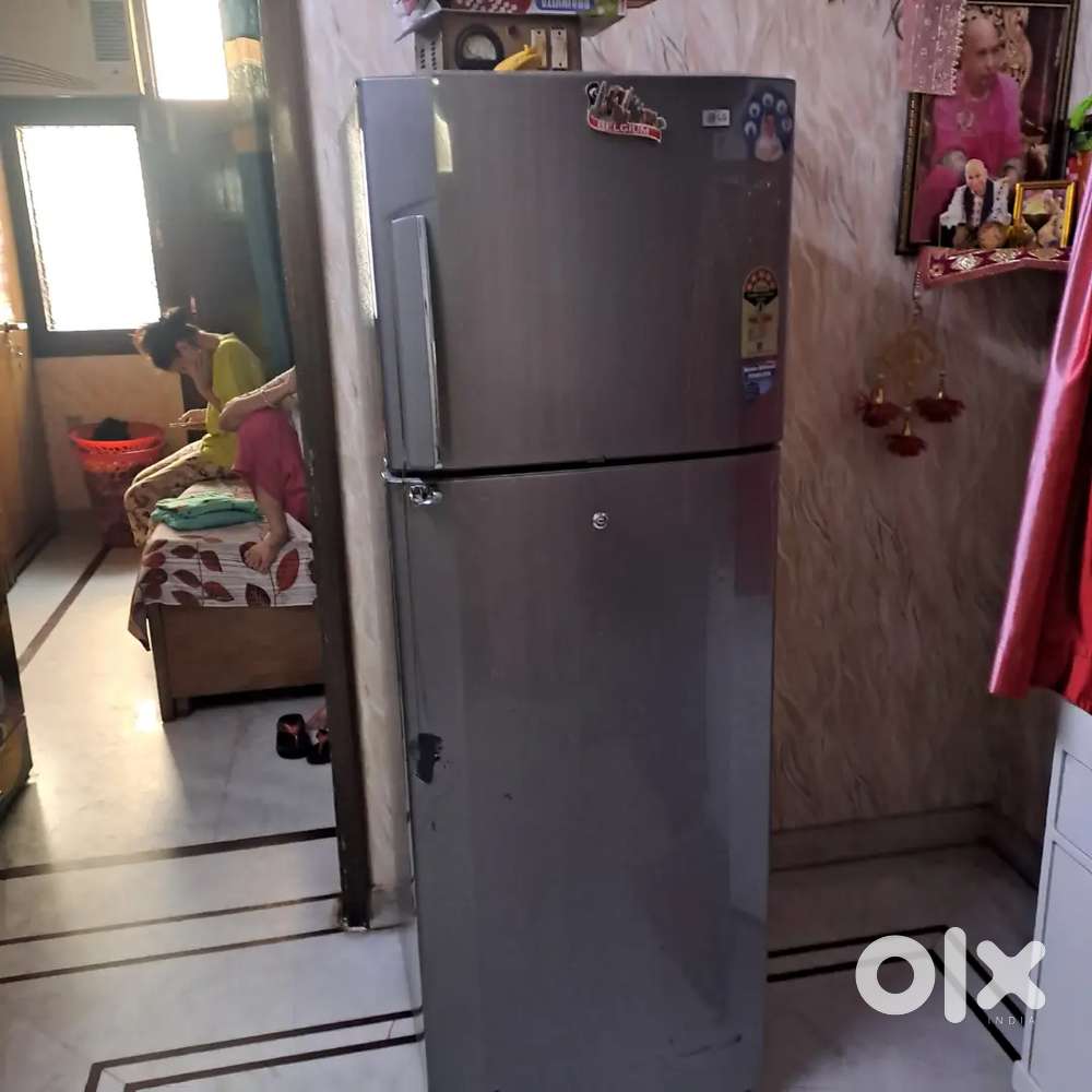Double door Fridge