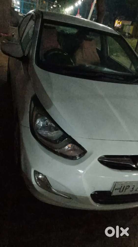 Verna 2013modal Time to time one hand use mai car