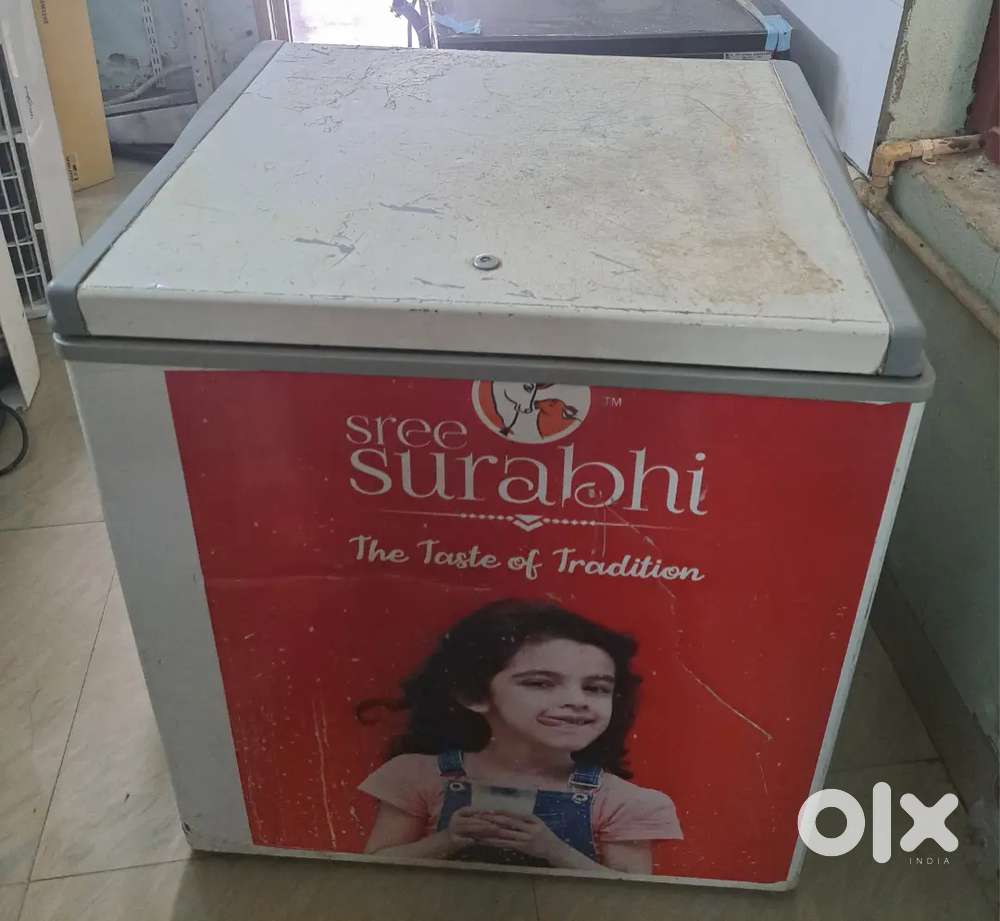 225 liters capacity ice cream & milk chilling Western deep fridge