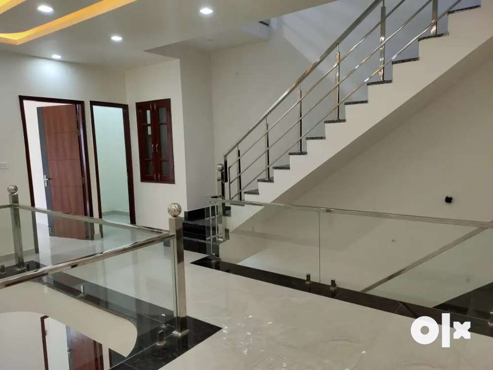 Luxury Duplex house in Gated colony on Sahastradhara road