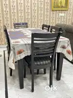 Dining Table with 6 Chairs