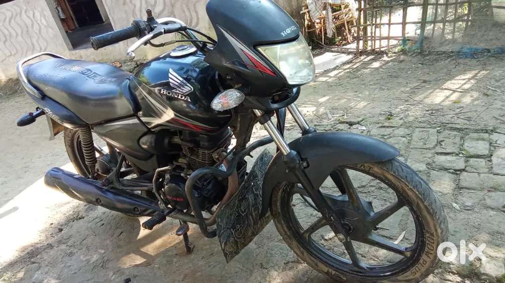 Good condition self working battery good