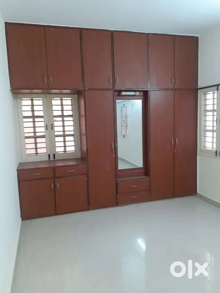 Jp nagara 1phaee 3bhk