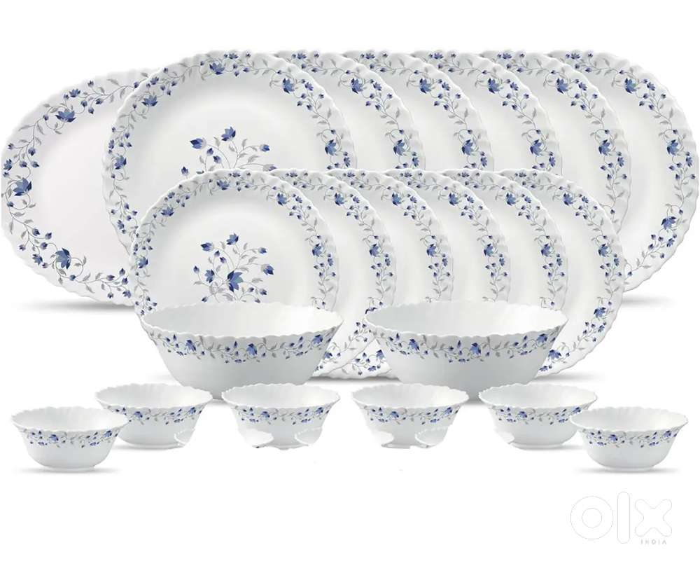 New 21 piece ceramic Dinner set