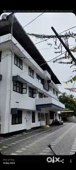 Office space to rent behind Jeep showroom, West hill