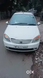Tata Indigo gadi bahut hi acchi sthiti mein hai