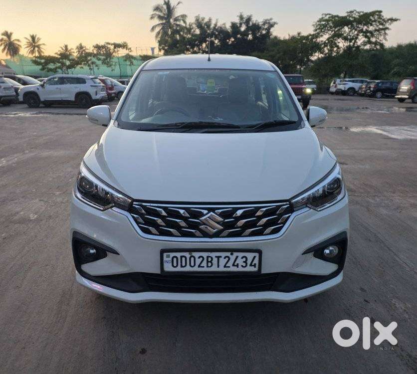 Maruti Suzuki Ertiga ZXi (O) CNG [2022-2023], 2021, CNG & Hybrids