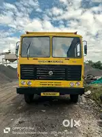 Ashok leyland dumper 10 tyre