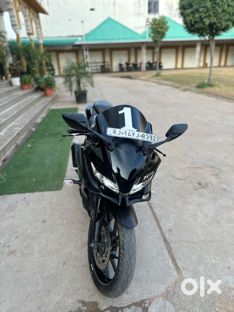 All original black v3 none scratch mint condition bike in jaipur