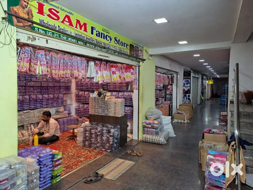 COMMERCIAL SHOP FOR SALE AT GULZAR HOUZ AT EASY INSTALLMENTS UPTO 12