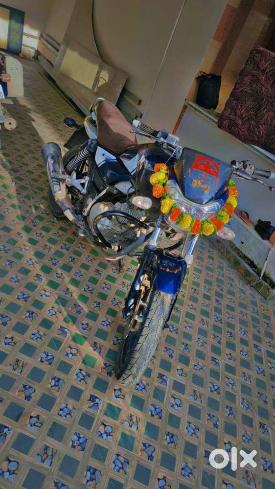 Tayar ek dum new hai or power bike hai