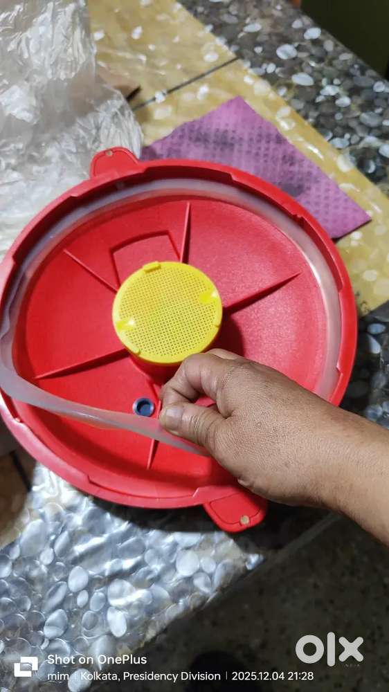 Prestige microwave pressure cooker.