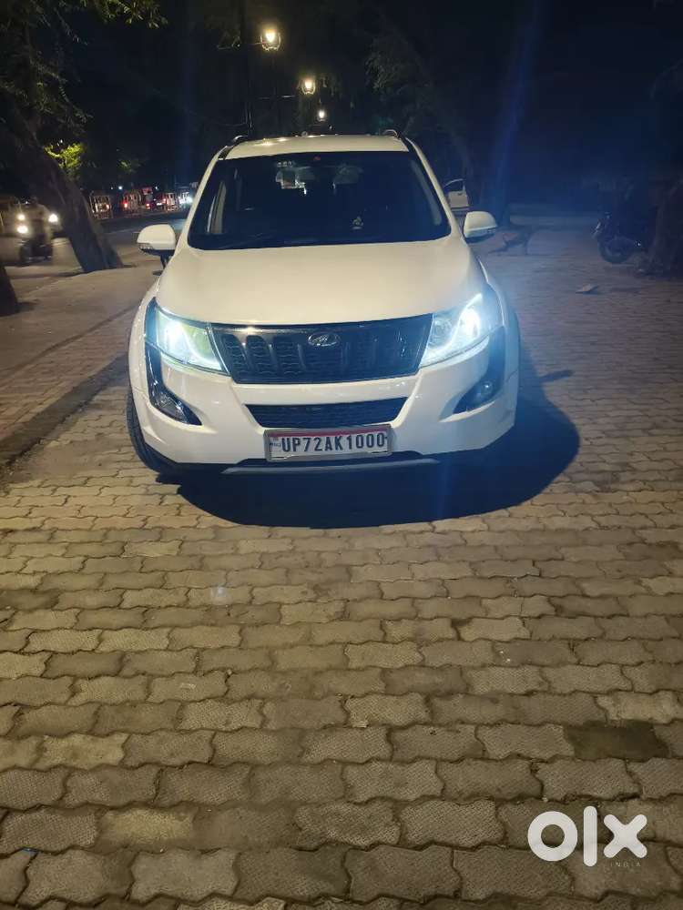 Mahindra XUV500 2016 Diesel 408000 Km vip condition allahabad transfer