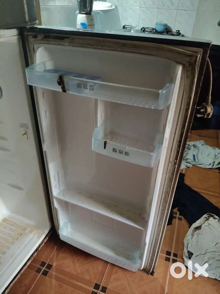 SAMSUNG Fridge