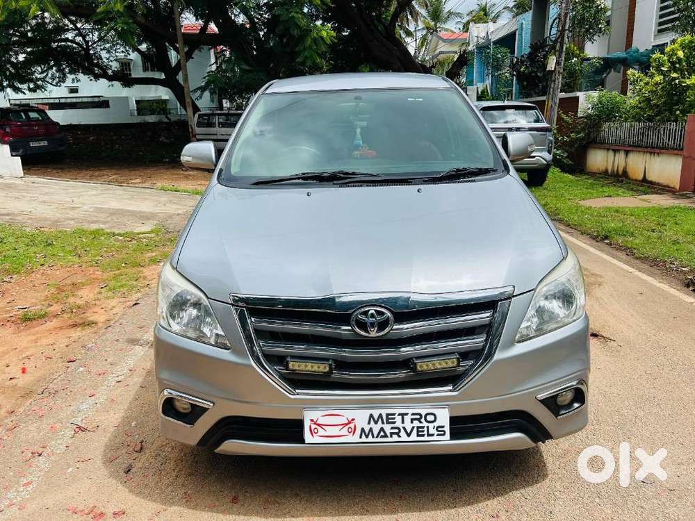 Toyota Innova 2.5 V 7 STR, 2015, Diesel