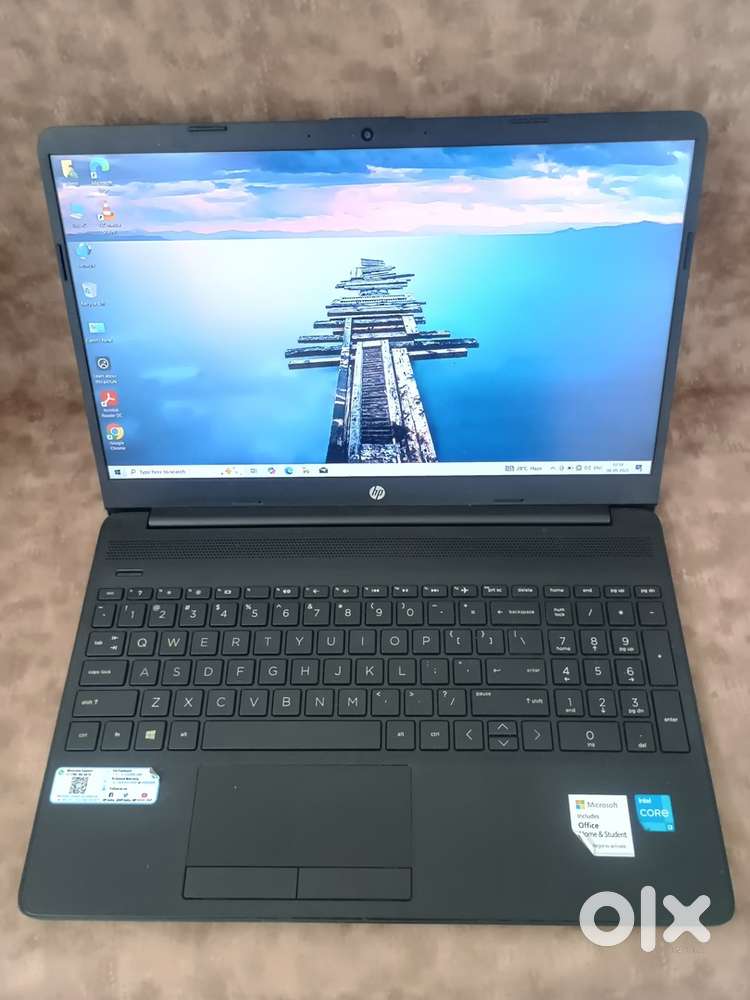 Hp, i3 11th genration, 8gb ram, 256 gb ssd+ 1 tb hdd, A++ condition.