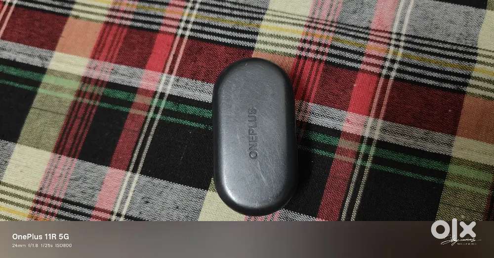 One plus nord 2r buds without buds only charging case